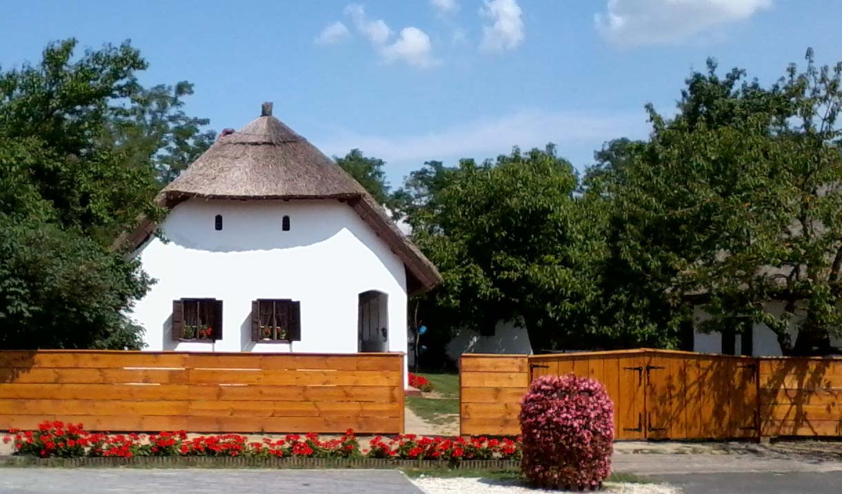 Buzsáki Népművészeti Tájház